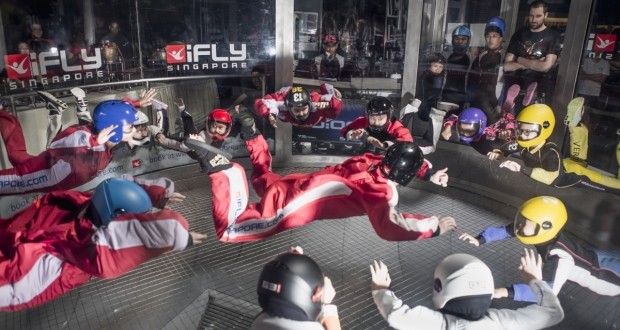 Most skydivers in wind tunnel.
