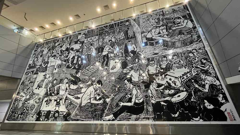 Adventures At Home: Rediscovering Art In Circle Line (CCL) MRT Stations.