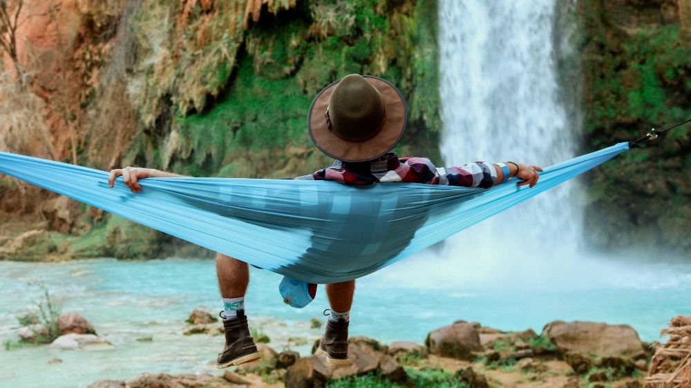 Learn how to unwind on holiday without completely abandoning your love for deets and spreadsheets.