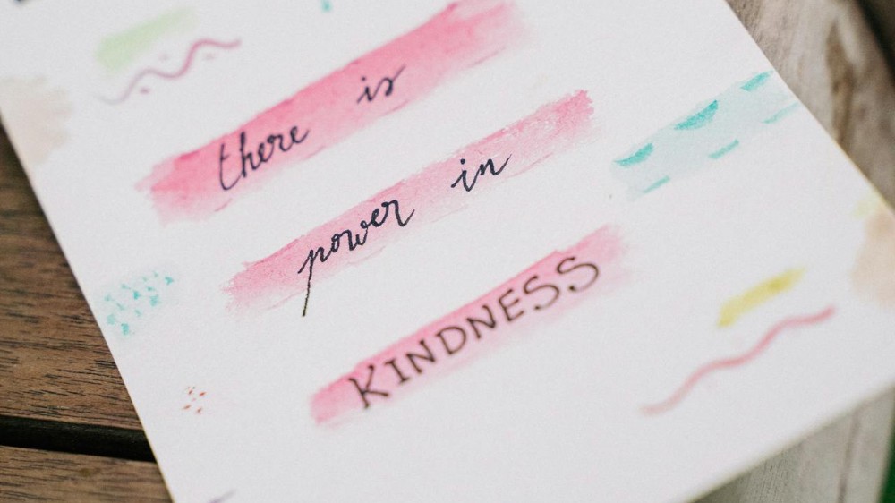 Singapore Kindness Movement (SKM) aims to encourage Singaporeans to build a more gracious society together through acts of kindness in our daily lives.