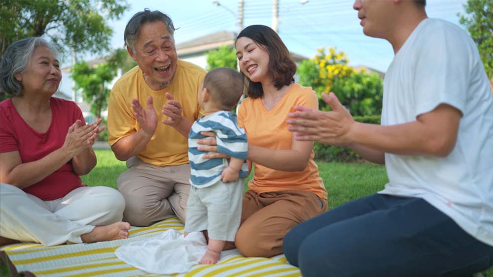Compare grandparents, helpers, childcare and infant care, and key factors to build a trusted, flexible support system for you and your baby in Singapore.