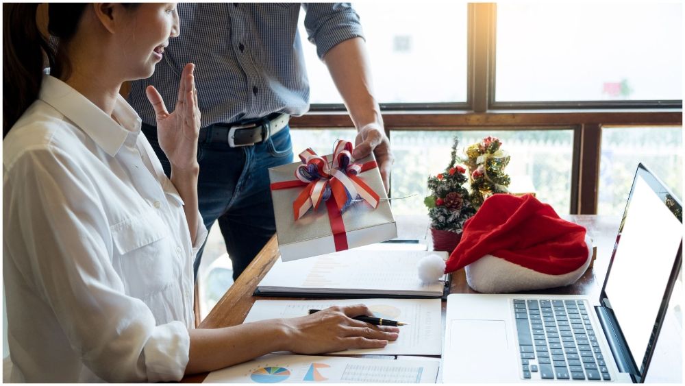 Office Christmas gift-giving culture and social obligation at work
