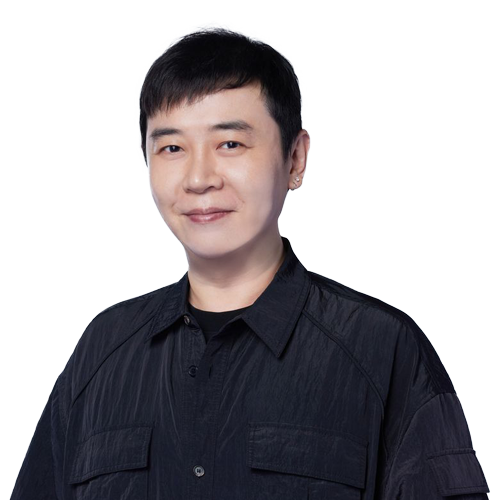 Chris Leow is Deputy Director, Creative & Content / Head, Creative Innovation of So Drama! Entertainment (SDE).